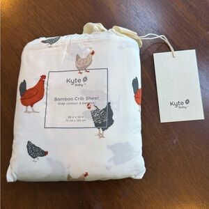 Kyte BABY Bamboo Crib Sheet in Chick